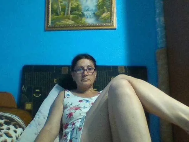 Live sex webcam photo for SexyEstelle #276349163