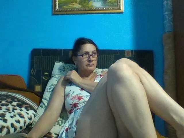 Live sex webcam photo for SexyEstelle #276362552