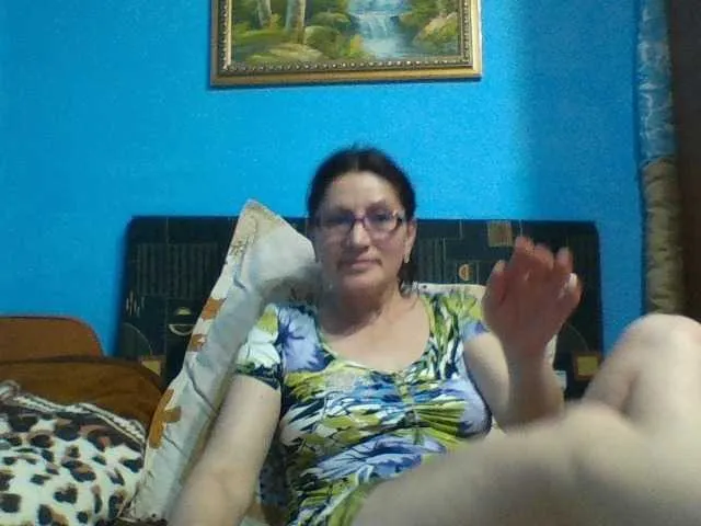 Live sex webcam photo for SexyEstelle #277947305