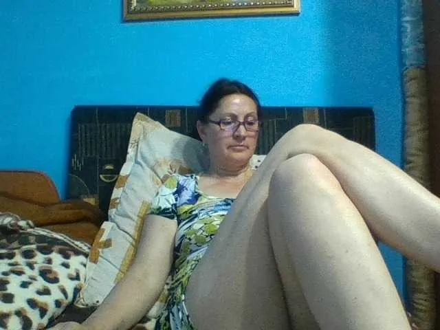Live sex webcam photo for SexyEstelle #278050744
