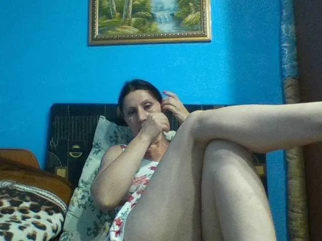 Live sex webcam photo for SexyEstelle #282036392