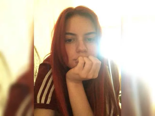 Live sex webcam photo for SexyFeechka #273975778