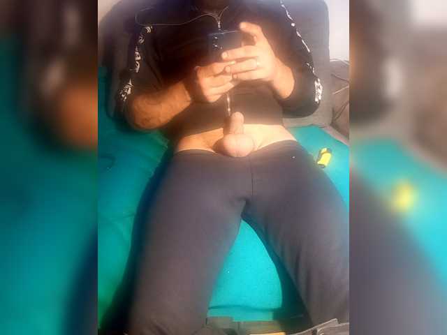 Live sex webcam photo for SexyForYou13 #292124690