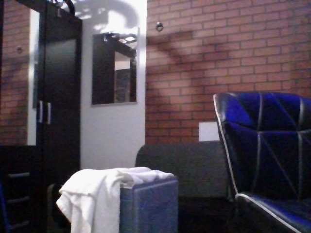 Live sex webcam photo for SexyForYou13 #292370395