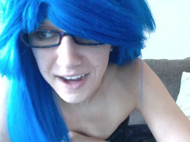 Live sex webcam photo for SexyJade #275716612