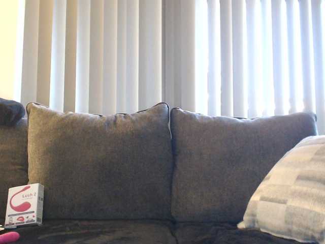 Live sex webcam photo for SexyJade #276786347