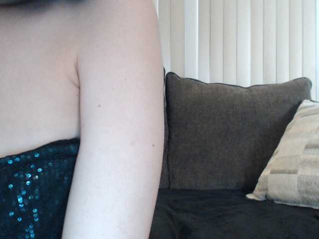 Live sex webcam photo for SexyJade #277301320