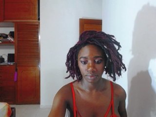 Live sex webcam photo for Sexykim22 #140664824