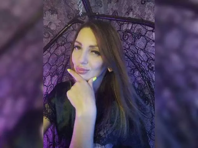 Live sex webcam photo for SexyKitty75-1 #291597532