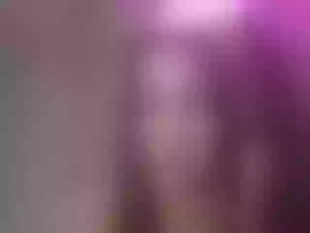 Live sex webcam photo for SexyKitty75-1 #292290037