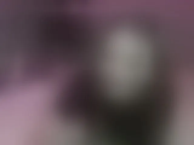 Live sex webcam photo for SexyKitty75-1 #292945487