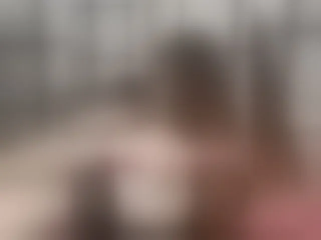 Live sex webcam photo for SexyKitty75-1 #293925576