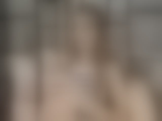 Live sex webcam photo for SexyKitty75-1 #293997592