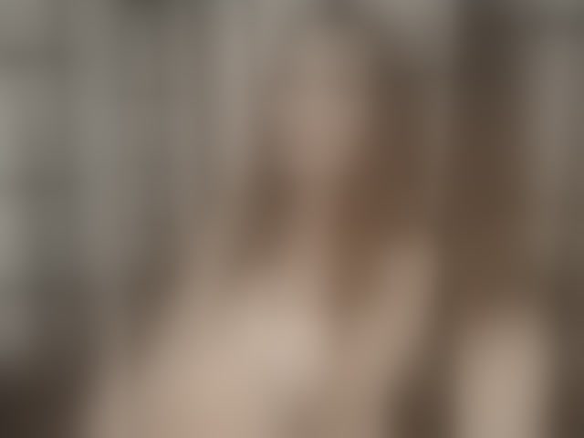 Live sex webcam photo for SexyKitty75-1 #294049243