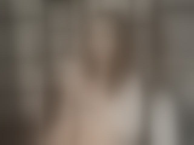 Live sex webcam photo for SexyKitty75-1 #294102747