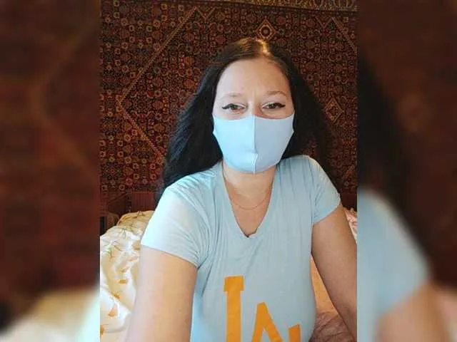 Live sex webcam photo for SexyKrissa #276050233