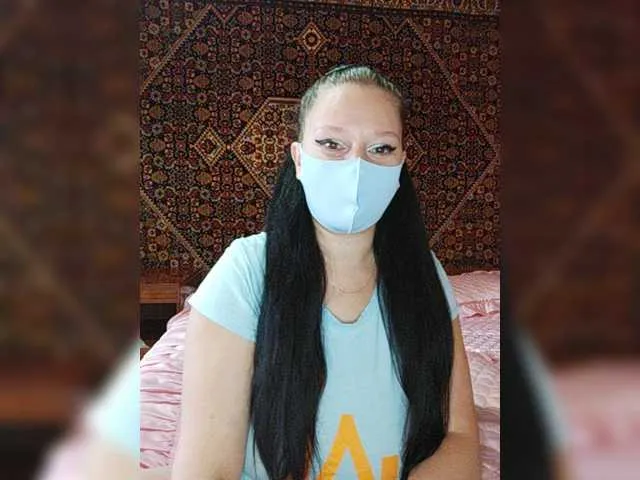 Live sex webcam photo for SexyKrissa #276325191