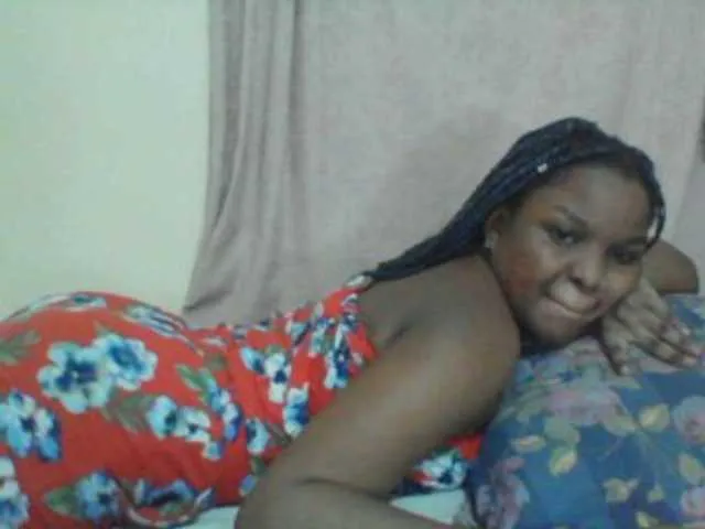 Live sex webcam photo for SexyLizz21 #275526038