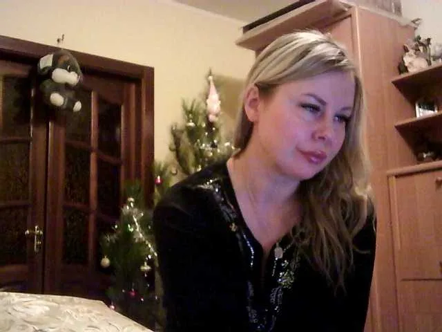 Live sex webcam photo for SexyMiss #271856654