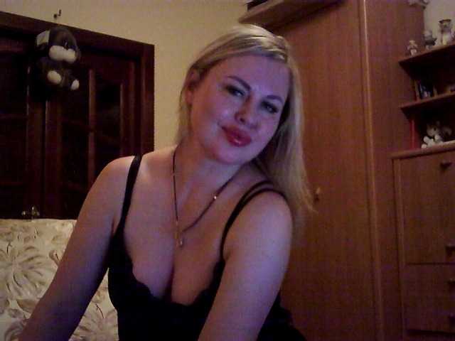 Live sex webcam photo for SexyMiss #276429072