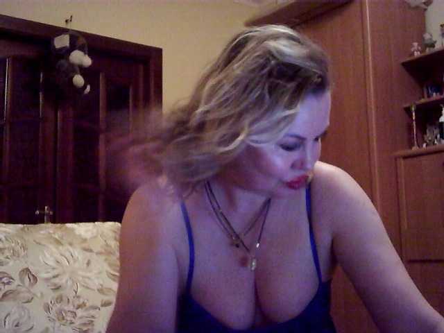 Live sex webcam photo for SexyMiss #289610625