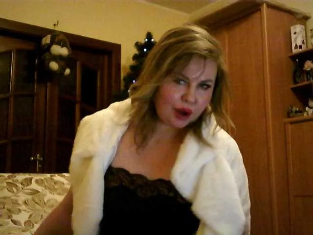 Live sex webcam photo for SexyMiss #290456417