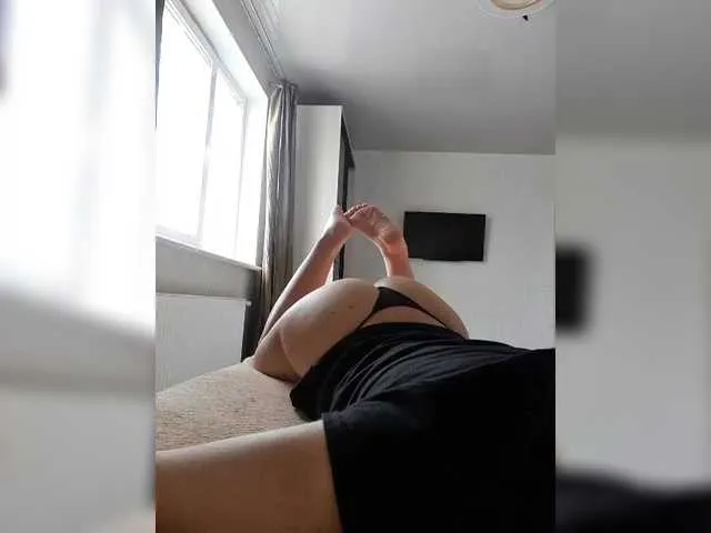 Live sex webcam photo for SexyMouse1 #290329451