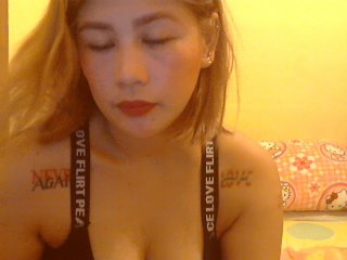 Live sex webcam photo for SexyMyk #238068347