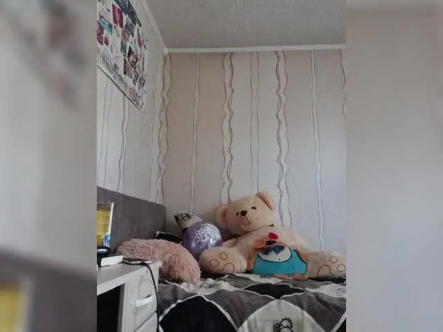 Live sex webcam photo for SexyQueen333 #291110708