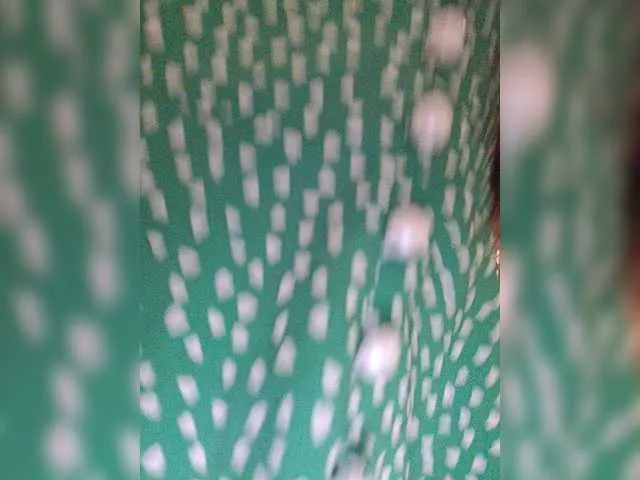 Live sex webcam photo for SexyQueen333 #291212034