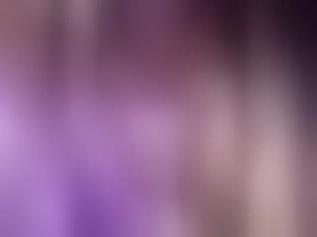 Live sex webcam photo for SexyQueen333 #293899955