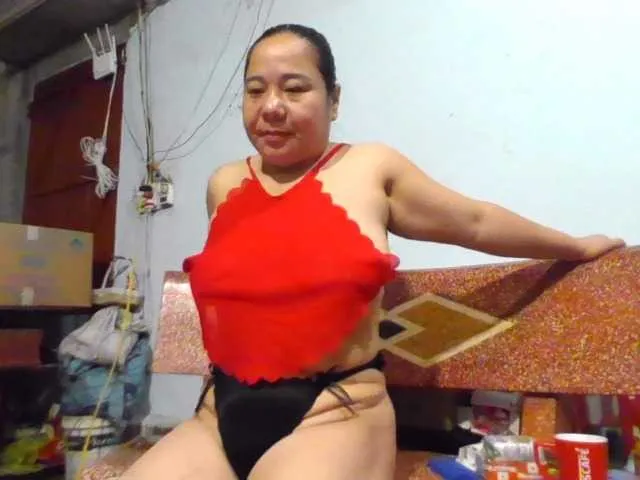 Live sex webcam photo for SexyQueen86 #293994603