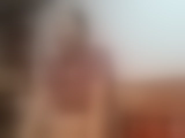 Live sex webcam photo for SexyQueen86 #294083519