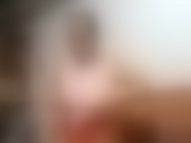 Live sex webcam photo for SexyQueen86 #294125825