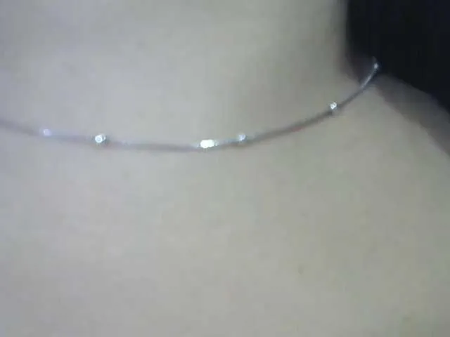 Live sex webcam photo for SexyViagra69 #290392575