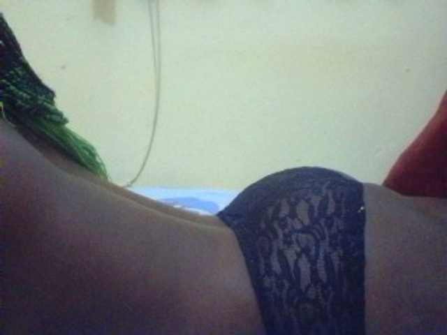 Live sex webcam photo for Sexyangel24 #275523871