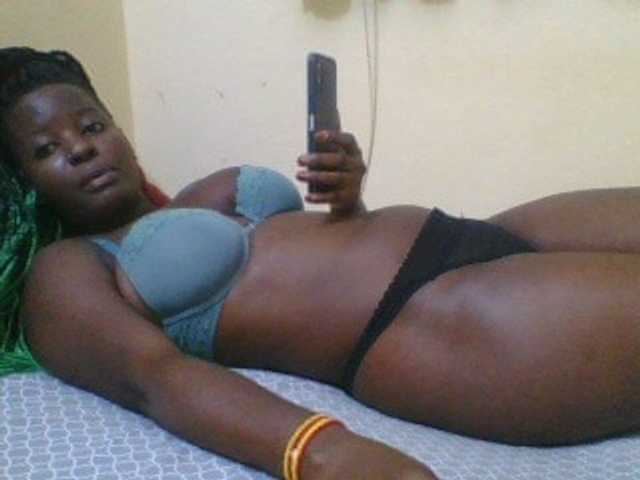 Live sex webcam photo for Sexyangel24 #275612967