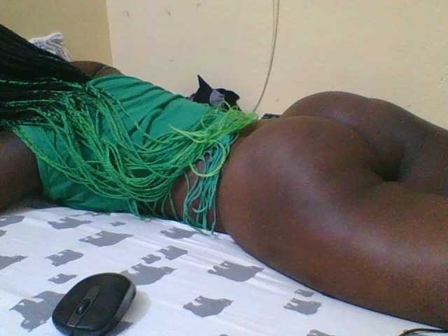 Live sex webcam photo for Sexyangel24 #275651087