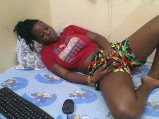 Live sex webcam photo for Sexyangel24 #275761100