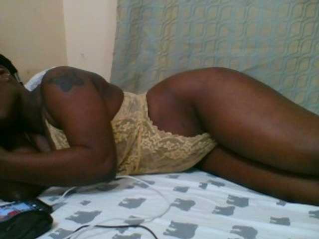 Live sex webcam photo for Sexyangel24 #276101455