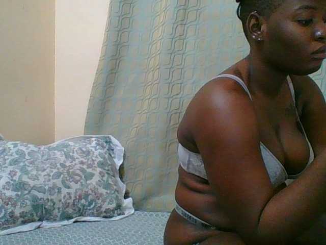 Live sex webcam photo for Sexyangel24 #276242938