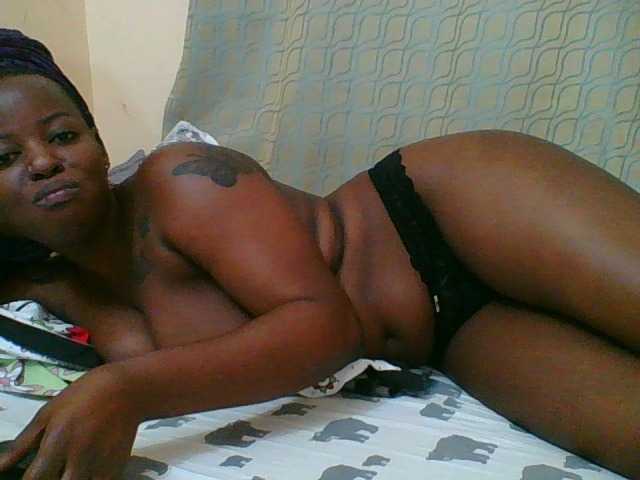 Live sex webcam photo for Sexyangel24 #276276137