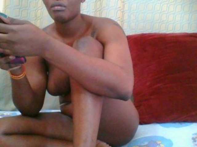 Live sex webcam photo for Sexyangel24 #276297132