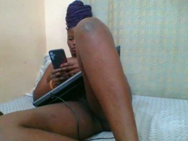 Live sex webcam photo for Sexyangel24 #276332009