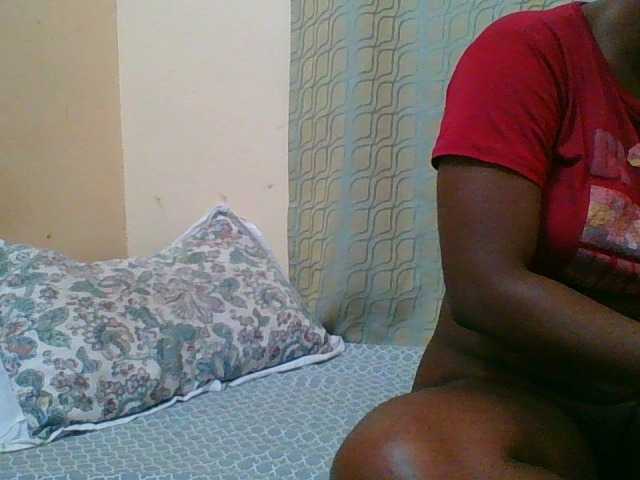 Live sex webcam photo for Sexyangel24 #276472032