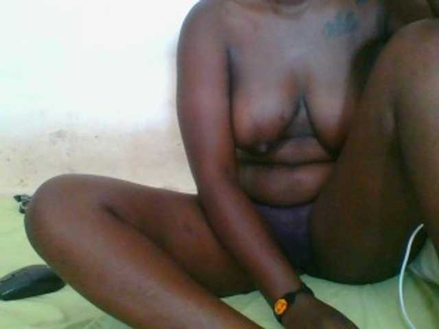 Live sex webcam photo for Sexyangel24 #277142173