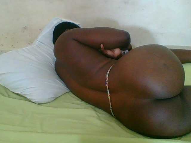 Live sex webcam photo for Sexyangel24 #277255314