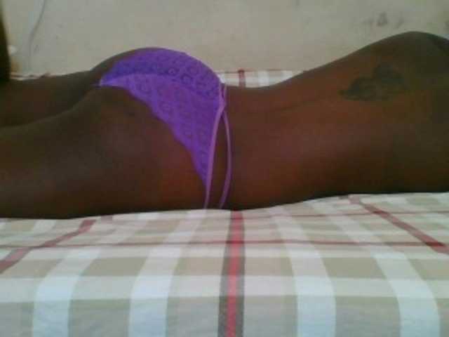 Live sex webcam photo for Sexyangel24 #277631075