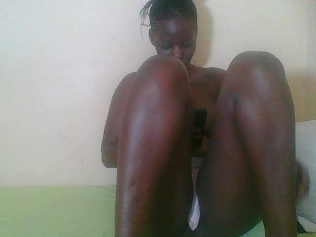 Live sex webcam photo for Sexyangel24 #277774736