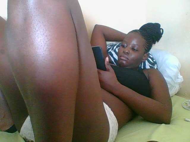 Live sex webcam photo for Sexyangel24 #277790231